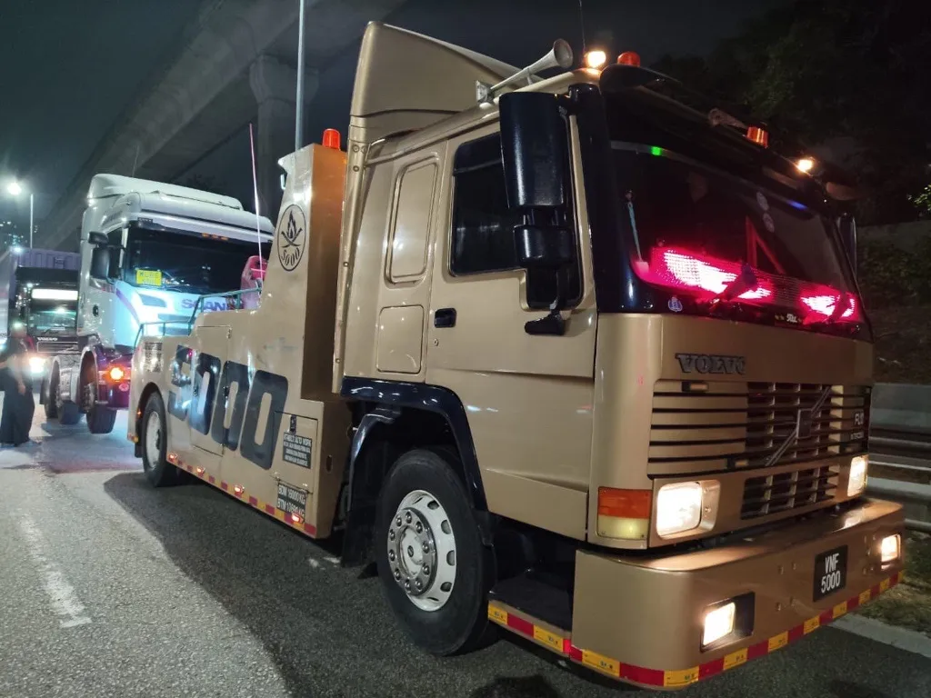 Car carrier vehicle transportation